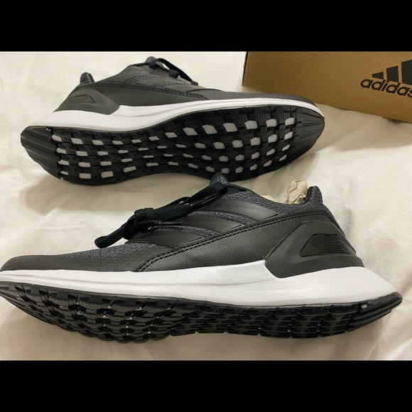 ADIDAS RAPIDARUN J (RUN BIG- Fits size 6-6.5) - Picture 3 of 6